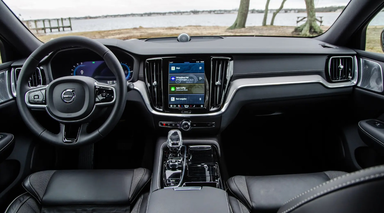 Испытание нового автомобиля Volvo V60 T8: отчет о тестировании