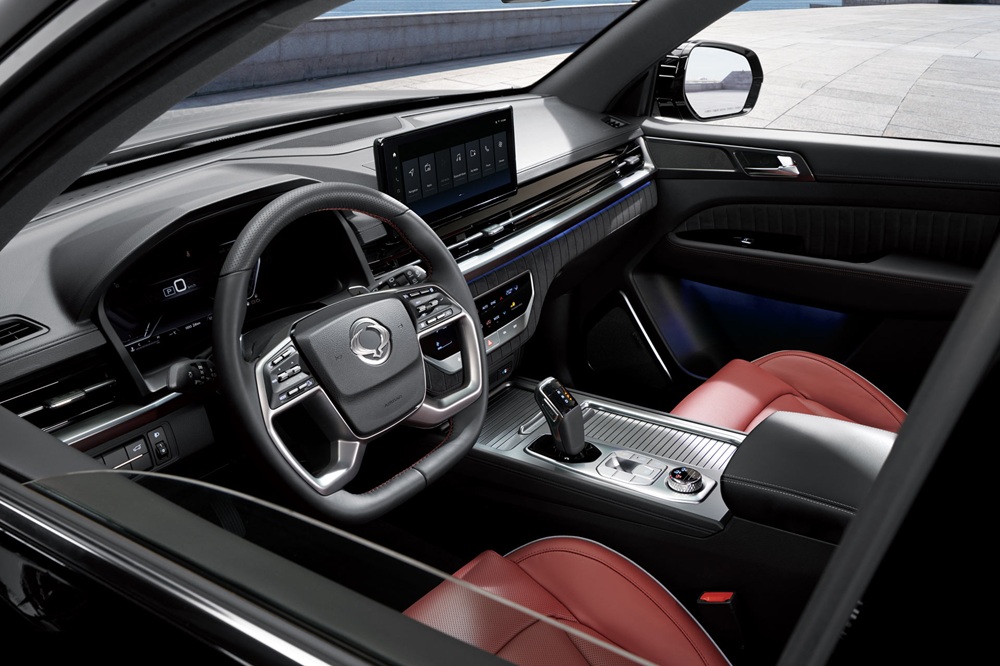 SsangYong Rexton фото