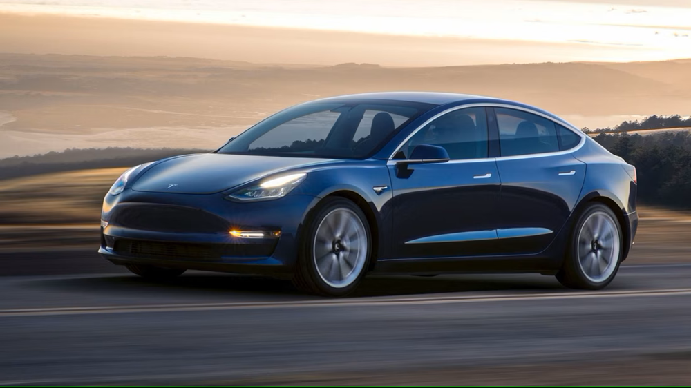Tesla модель 3 