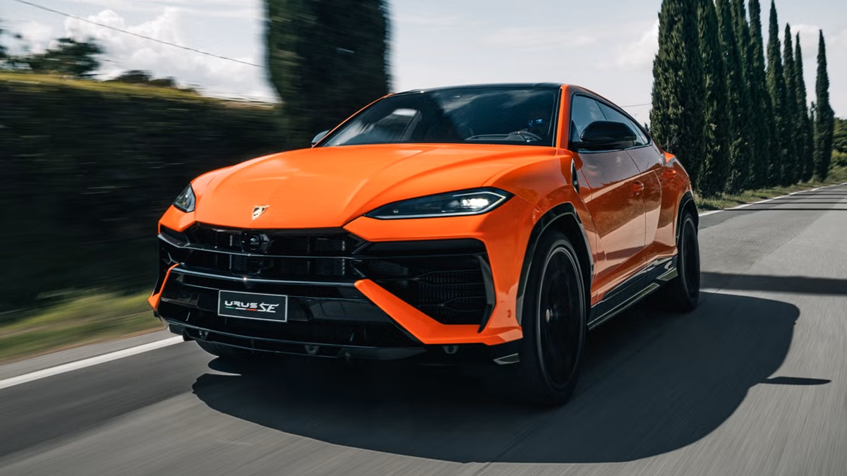 Lamborghini Urus с аукциона