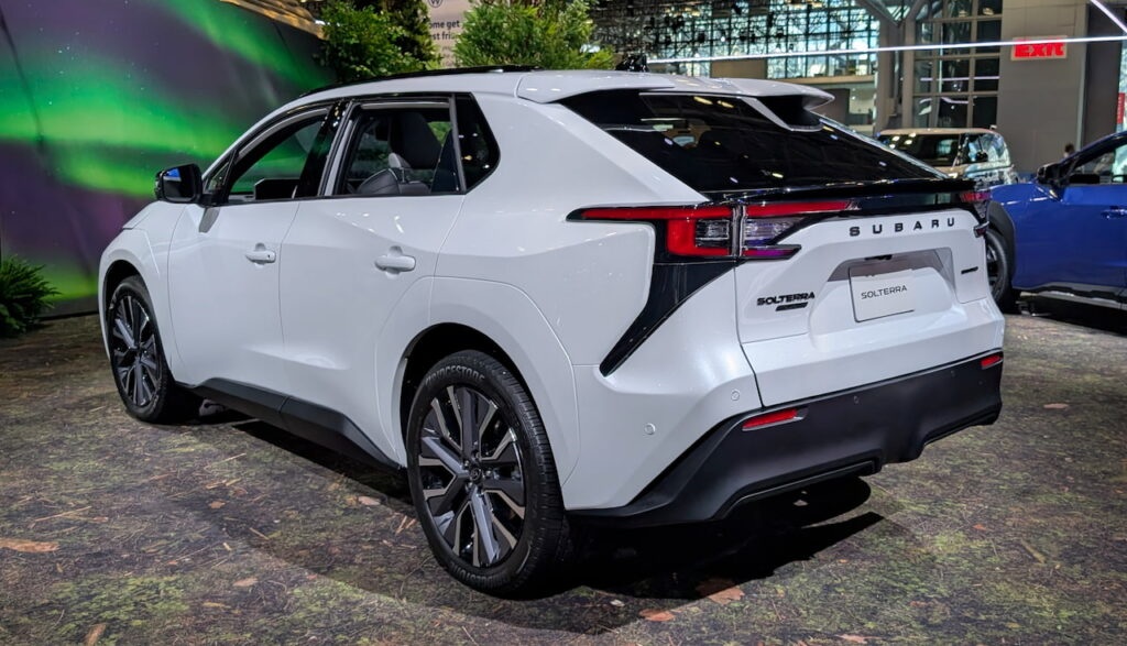 Subaru Solterra 2026 обзор